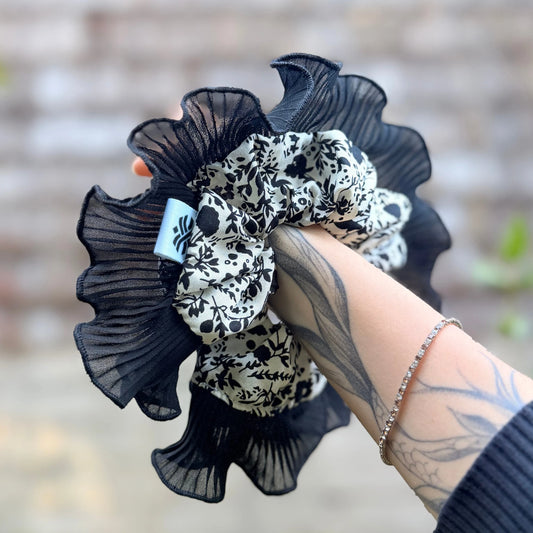 Bamba Simple/ Maxi scrunchie con Vuelos Plisados - Hilvan de luna