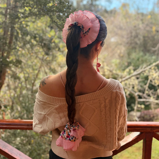 Bamba Simple/ Maxi scrunchie con Vuelos Plisados - Rosa silvestre