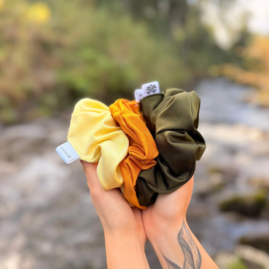 Scrunchie/Collet de Tela - Verde musgo - Suavidad y protección para tu cabello