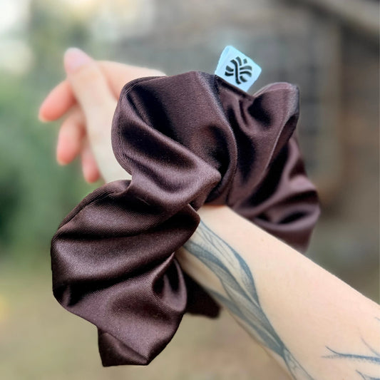 Scrunchie/Collet de Tela - Cafe moro - Suavidad y protección para tu cabello