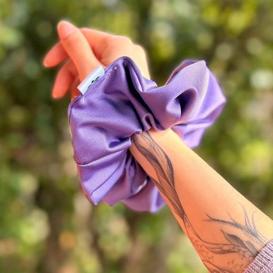 Scrunchie/Collet de Tela - Morado intenso - Suavidad y protección para tu cabello