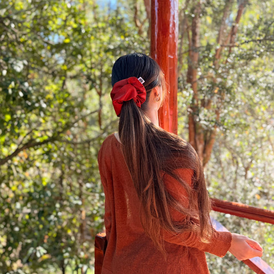 Scrunchie/Collet de Tela - Terracota  - Suavidad y protección para tu cabello