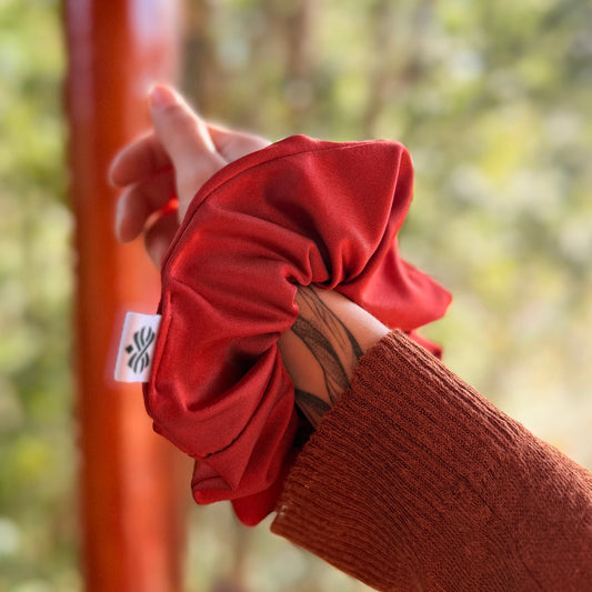 Scrunchie/Collet de Tela - Terracota  - Suavidad y protección para tu cabello
