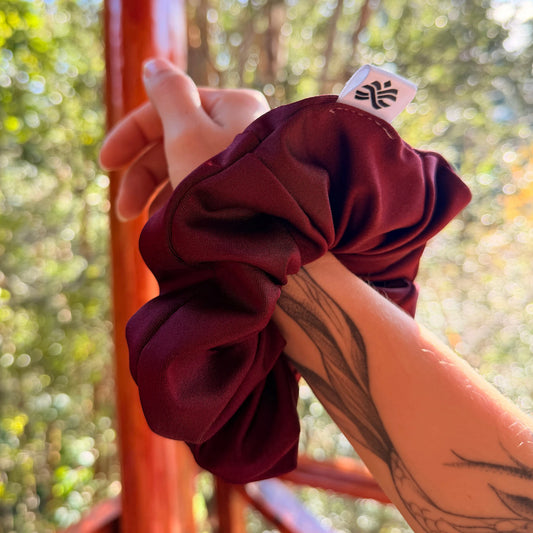 Scrunchie/Collet de Tela - Burdeo - Suavidad y protección para tu cabello