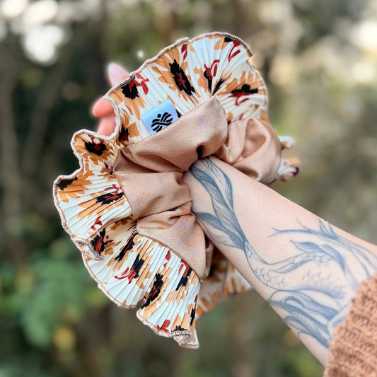 Bamba Simple/ Maxi scrunchie con Vuelos Plisados - Trigal de luna